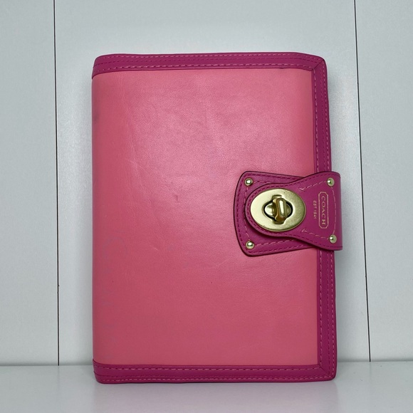 Coach Pink Turnlock Agenda Planner Address Book - Picture 1 of 9